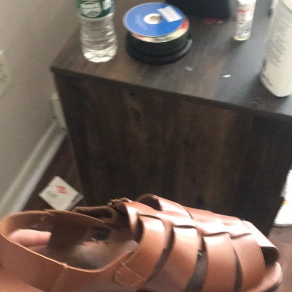 Sandals - Picture 5 of 5